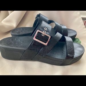 Vionic sandals